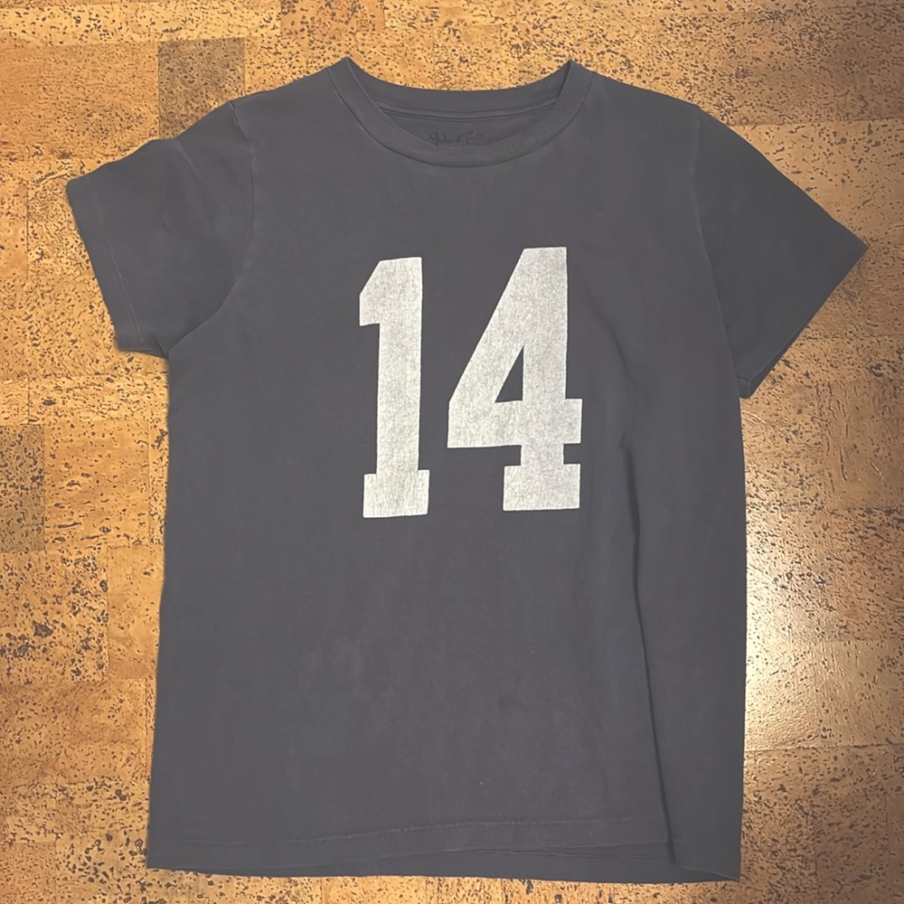 Brandy melville t shirt